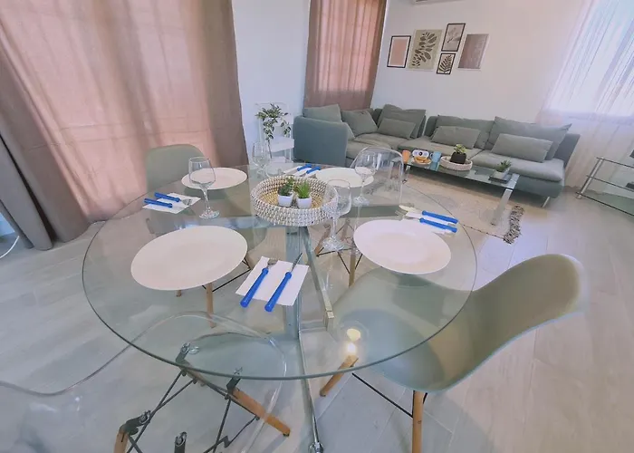 Bellevue Apartamento Klorakas